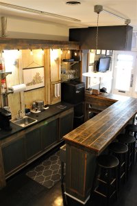Staunton Storefront-Visit-Staunton-Va