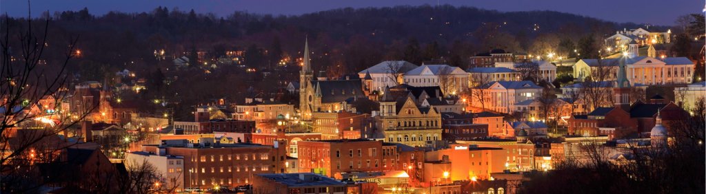 Photo header staunton at night 1600x440 1-visit-staunton-va