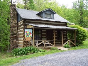 Cabin Creekwood2-visit-staunton-va