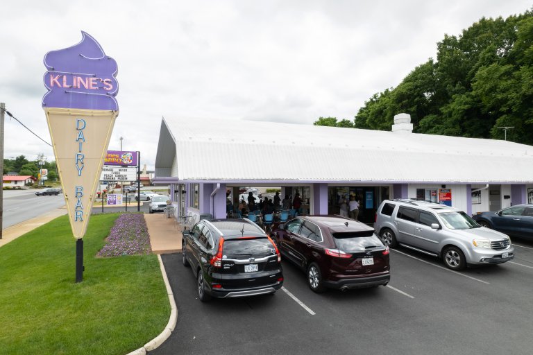 Kline’s Dairy Bar & Hog Wild BBQ Visit Staunton