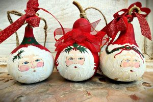 Where To Find Santa, Bazaars and Markets, and Staunton Ornaments