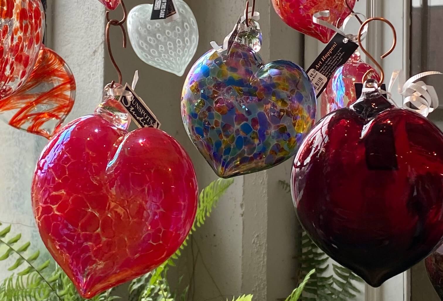 Caroline@sunspots. Com 7 heart display 300dpi 2107-visit-staunton-va