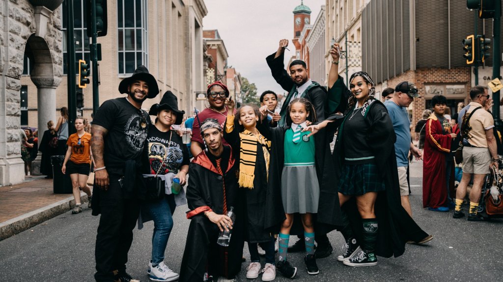 Event 52190 queen city mischief and magic-visit-staunton-va