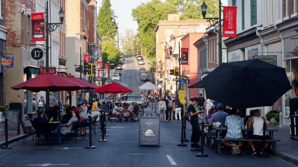 Event 62958 shop and dine out downtown-visit-staunton-va